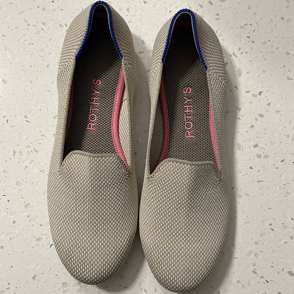 Rothy’s loafers/flats in light grayish linen double stitch